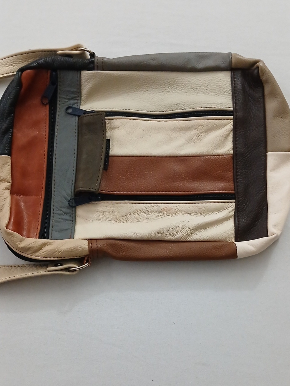 Vintage Patchwork Leather Purse - Picture 9 of 11